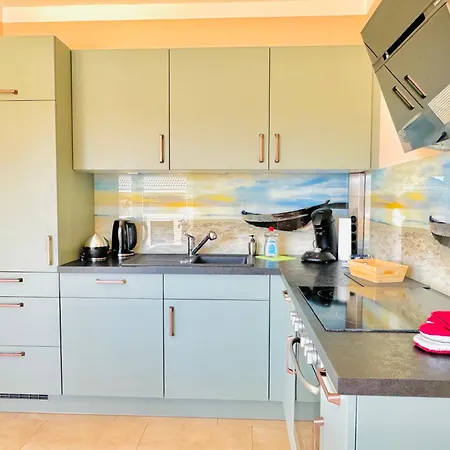 Ostsee-brise * Hasselberg (Schleswig-Holstein)